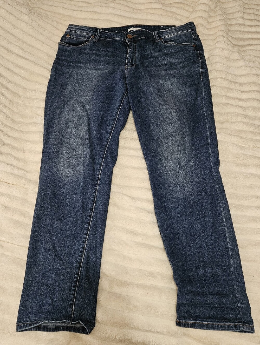 STS Blue Darren Mid-Rise Medium Blue Denim Straightleg Jeans, Size 16/33